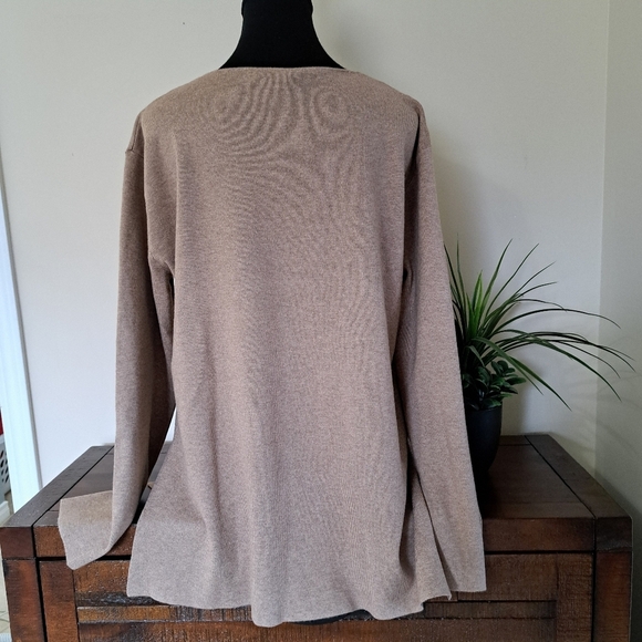 Splendid Sweater V-Neck Camel Tan Neutral Colour Women's Small Tunic Knit Top - Picture 3 of 16